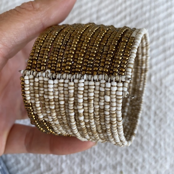 Beaded cuff bracelet - Picture 4 of 5